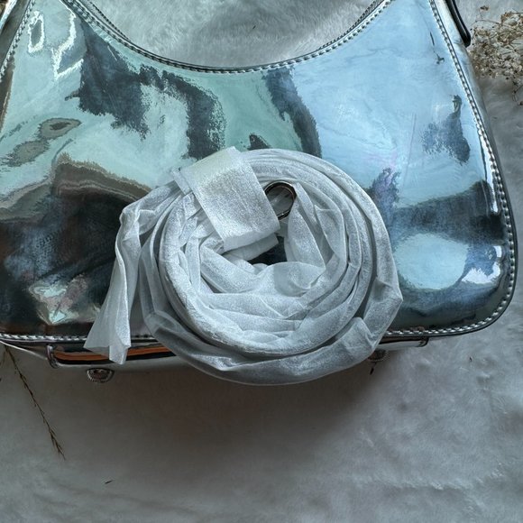 Purses - Picture 6 of 6